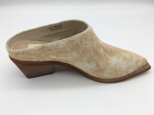 OEMの女性の革服靴の閉鎖したつま先の先の尖ったつま先ブラウンROHS